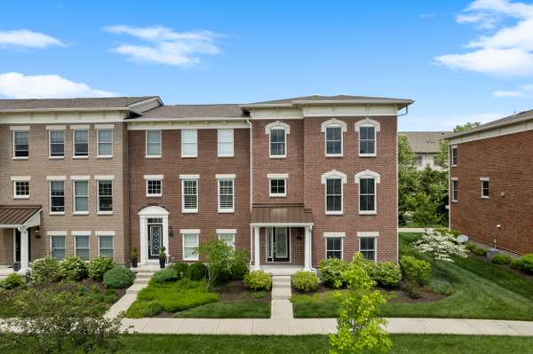 2460 Gwinnett ST, Carmel, IN 46032