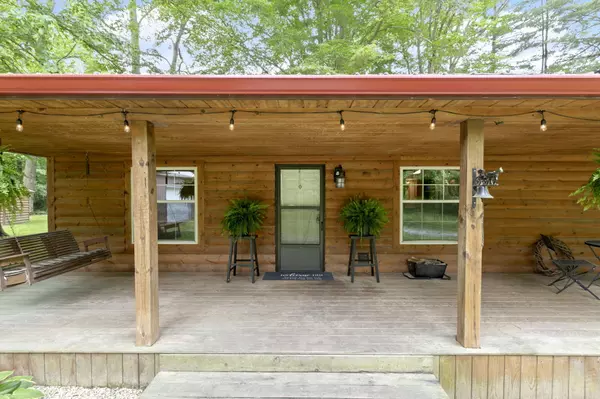 Spencer, IN 47460,6034 Rocky Hill RD