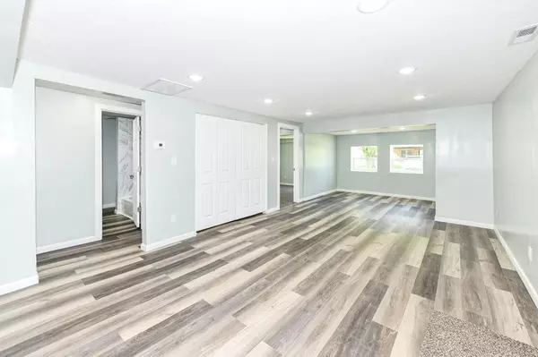 Indianapolis, IN 46227,1411 E Perry ST