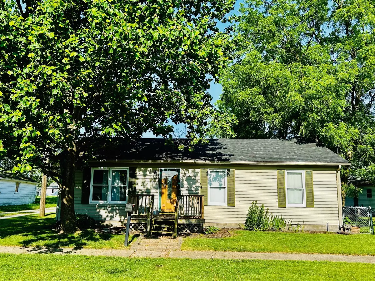 Lebanon, IN 46052,916 Oak ST