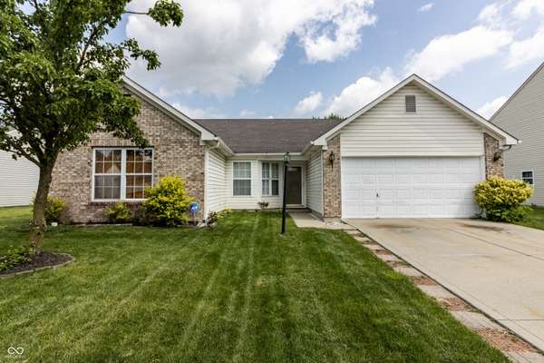 9648 Treyburn Green WAY, Indianapolis, IN 46239