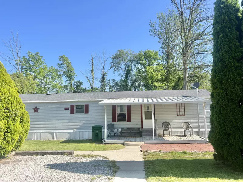 2200 P AVE, New Castle, IN 47362