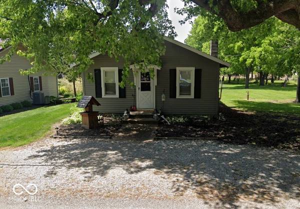 6073 N 800 E,  Falmouth,  IN 46127