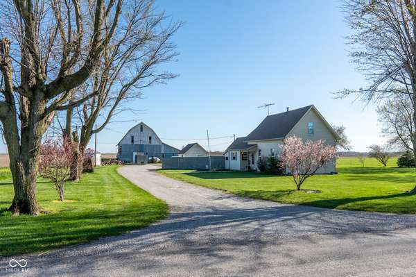 8619 E County Road 300 N,  Michigantown,  IN 46057