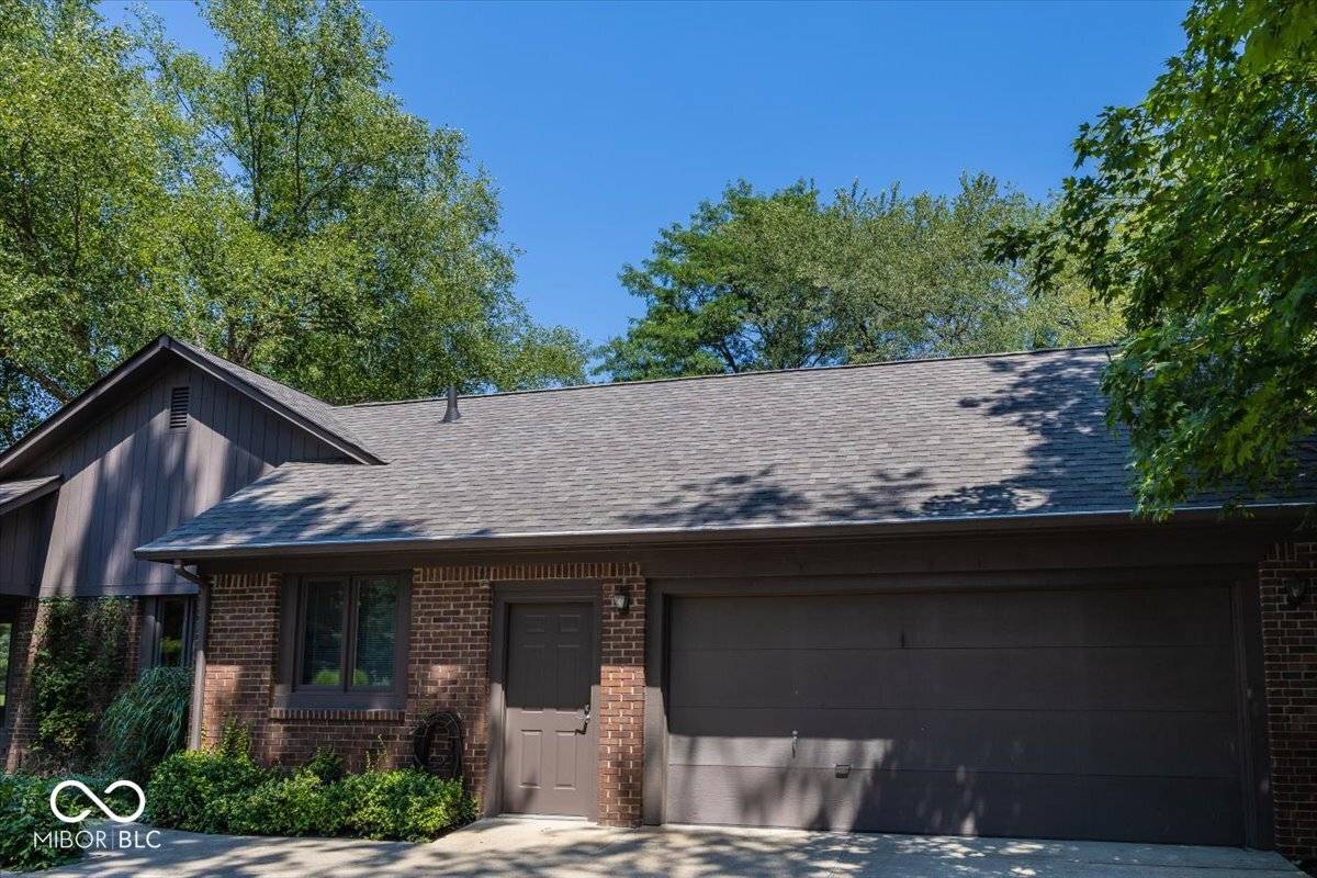Indianapolis, IN 46278,8692 Highwood LN