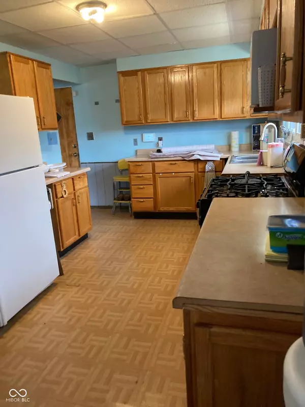 Indianapolis, IN 46222,3141 W 33rd ST