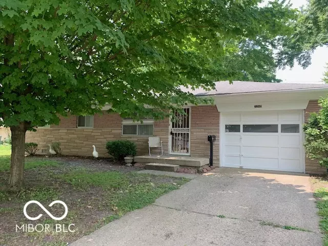 Indianapolis, IN 46222,3260 Falcon DR