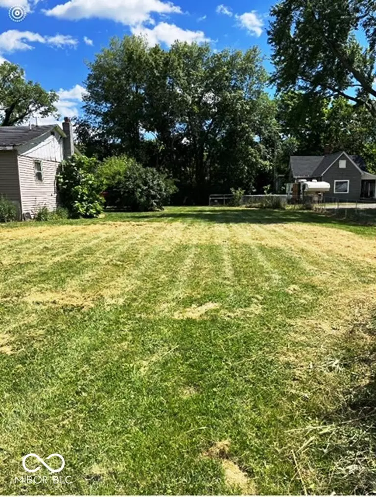 Muncie, IN 47302,810 W 16th ST