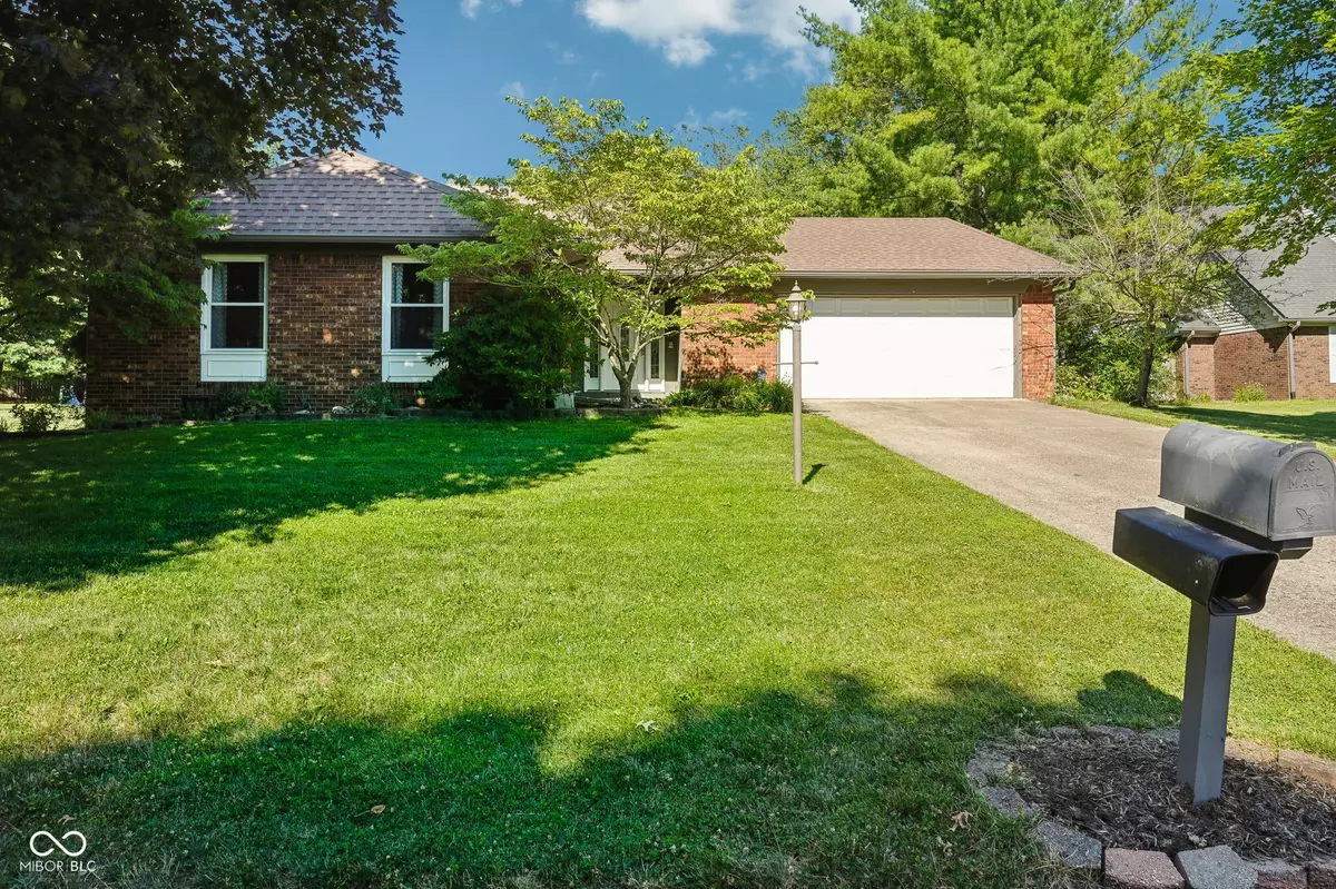 Indianapolis, IN 46217,8823 Rocky Ridge RD