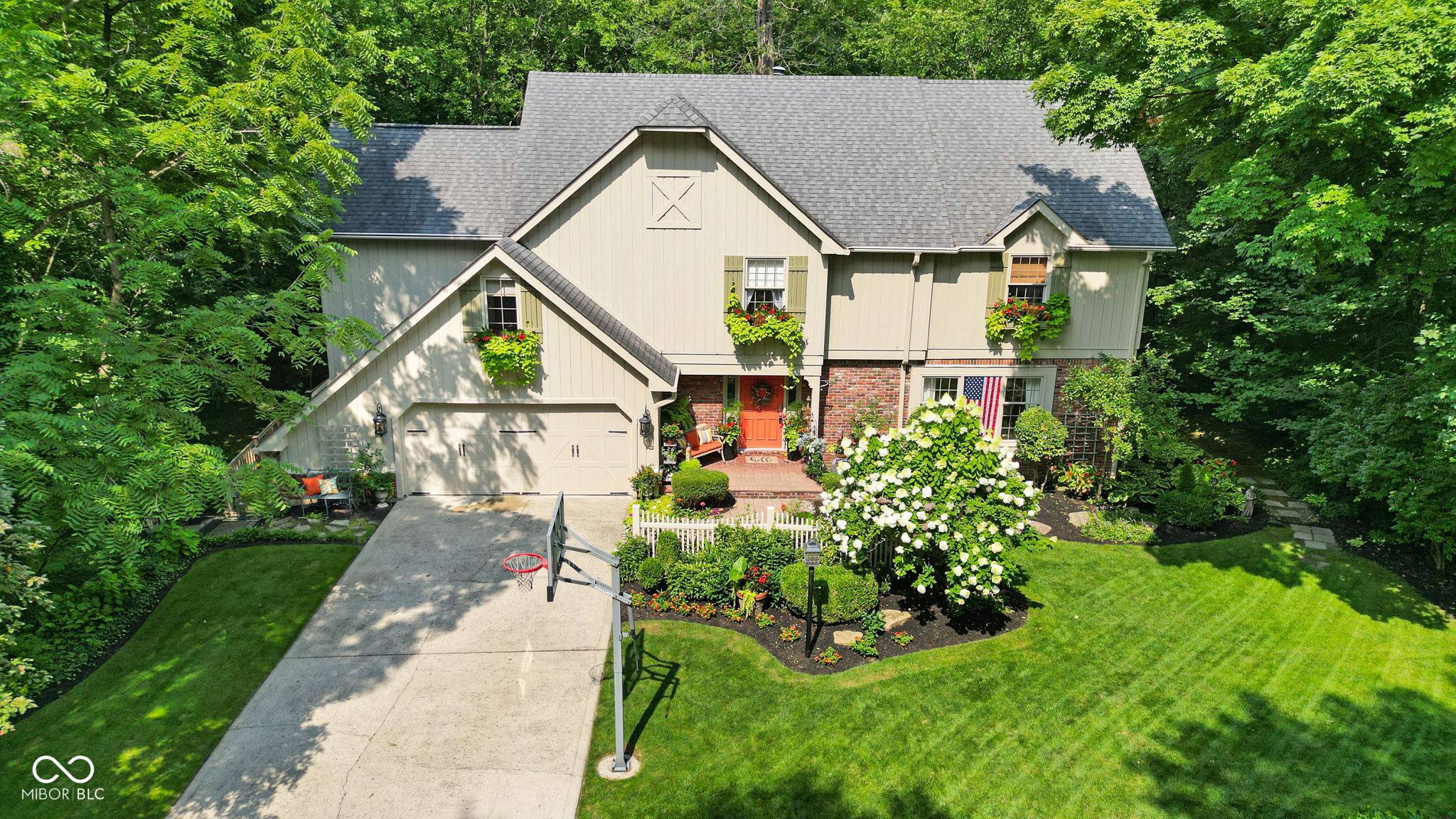 11920 Eden Glen DR, Carmel, IN 46033