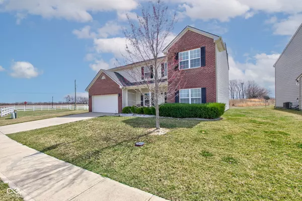 Indianapolis, IN 46235,11851 Fawn Crest DR