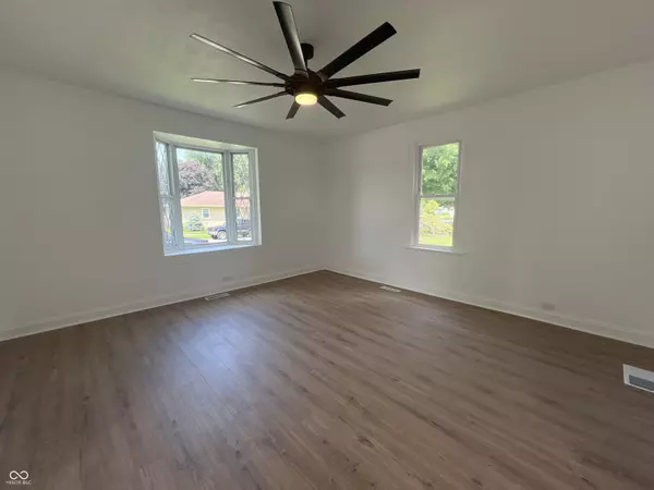 Elwood, IN 46036,205 N 10th ST