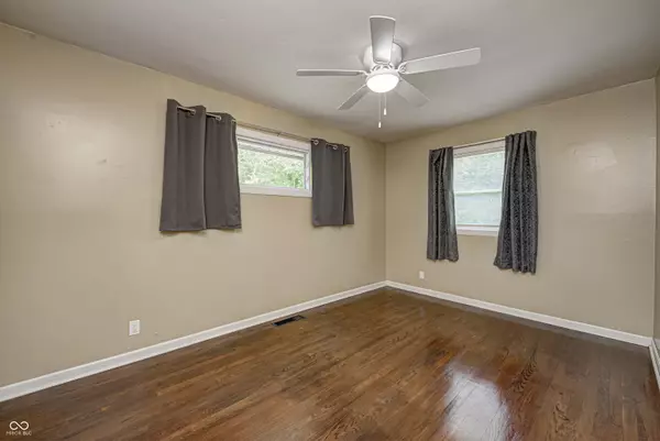 6571 W 14th ST Indianapolis, IN 46214