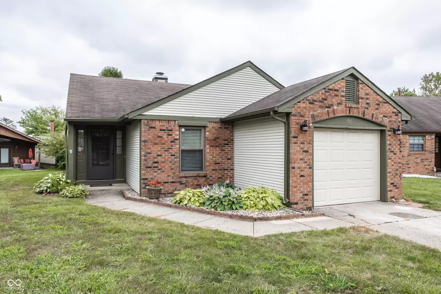 4011 Eagle Cove CIR, Indianapolis, IN 46254