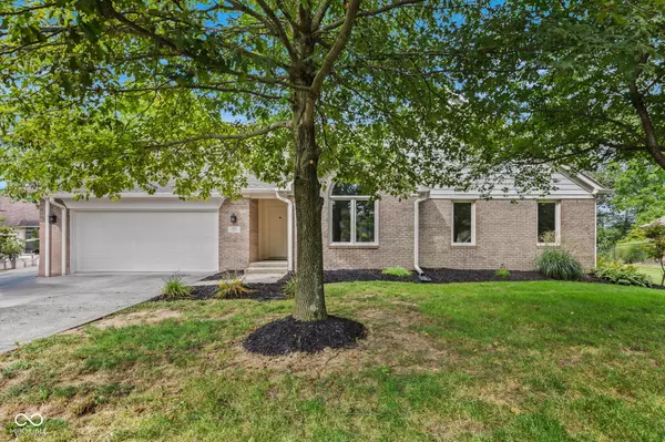 300 Innisbrooke AVE, Greenwood, IN 46142