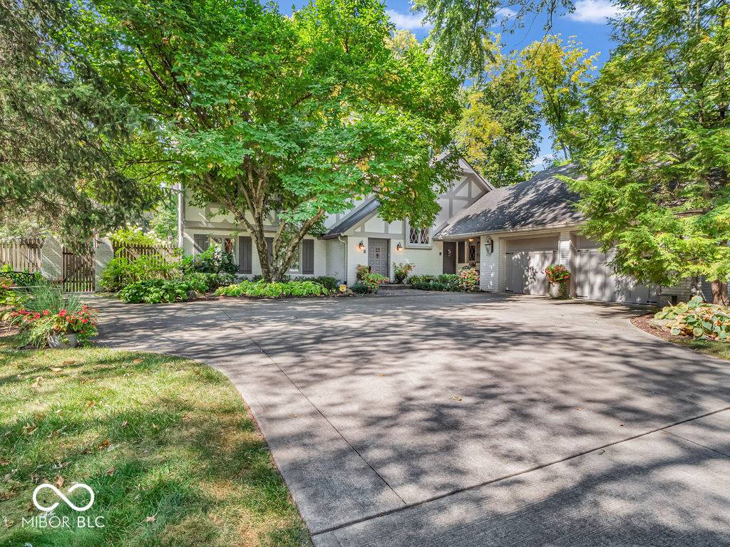 8170 Ecole ST, Indianapolis, IN 46240