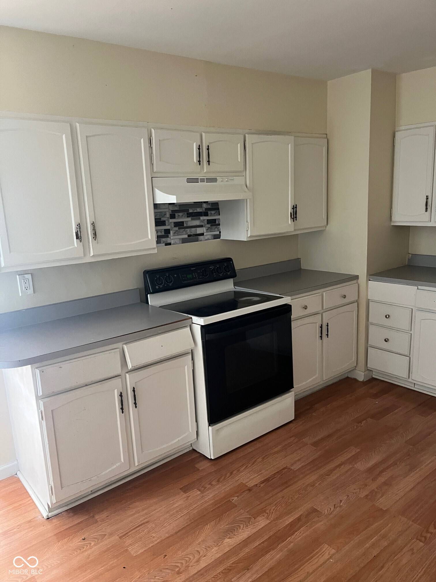 Indianapolis, IN 46222,4509 Maren DR
