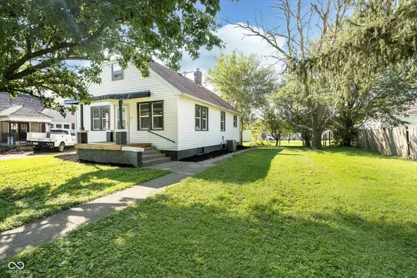 Fowler, IN 47944,102 E 2nd ST