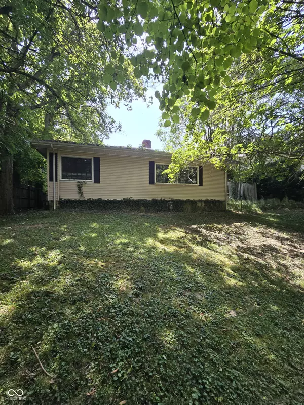 853 W 8th ST, Connersville, IN 47331