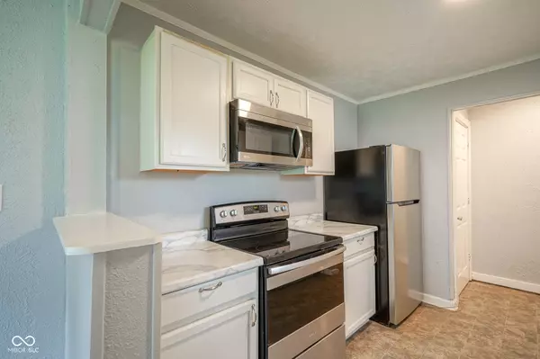Anderson, IN 46011,1821 Drexel DR