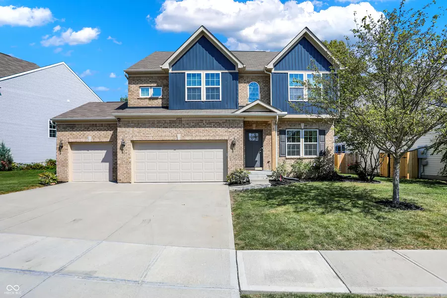 2806 Welcome WAY, Greenwood, IN 46143