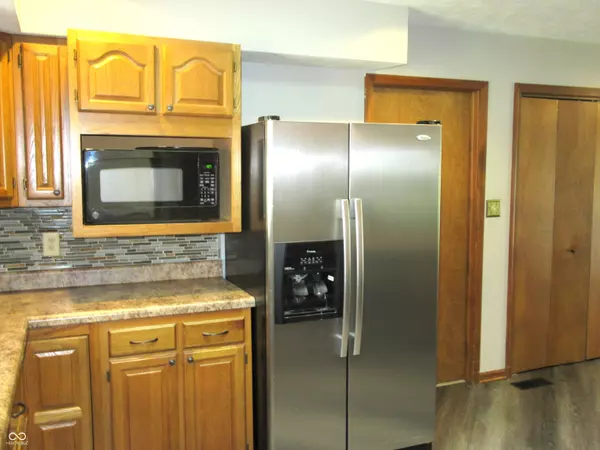 Pittsboro, IN 46167,6180 Canterbury CT
