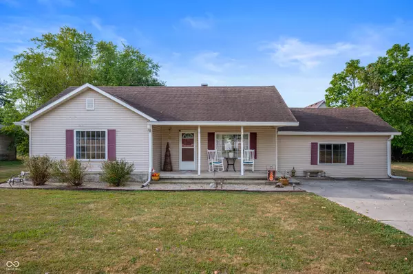 1303 Riley RD, New Castle, IN 47362