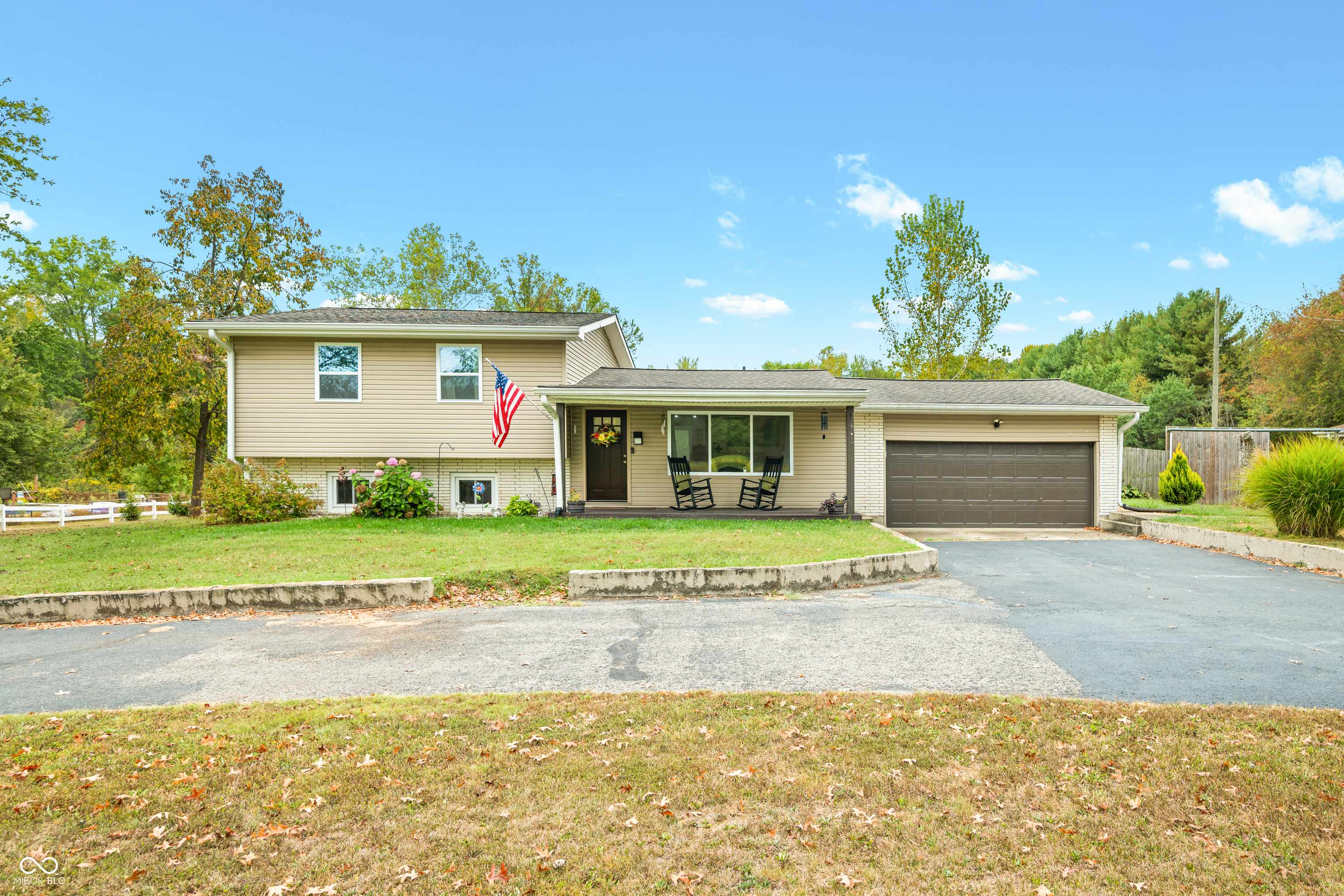 5455 W 200 S, Columbus, IN 47201