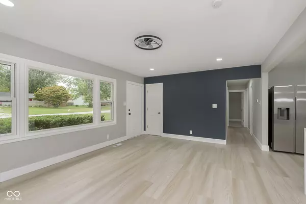 Indianapolis, IN 46227,2433 Endsley DR