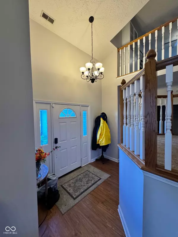 Greenwood, IN 46142,388 N Greenbriar DR