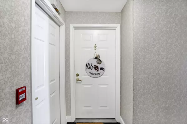 Indianapolis, IN 46237,6517 Emerald Hill CT #312