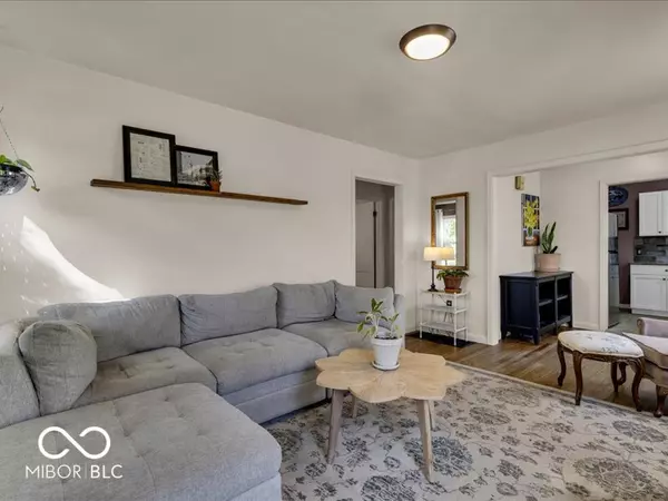 Indianapolis, IN 46201,4626 Young AVE