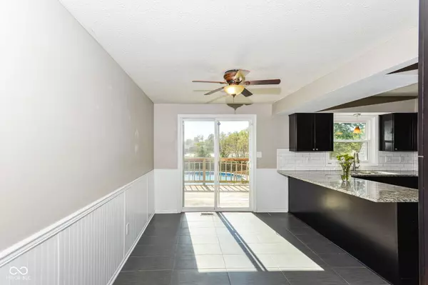 Indianapolis, IN 46237,6728 Breeds Hill DR