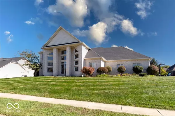 Avon, IN 46123,1957 Cherry Tree RD