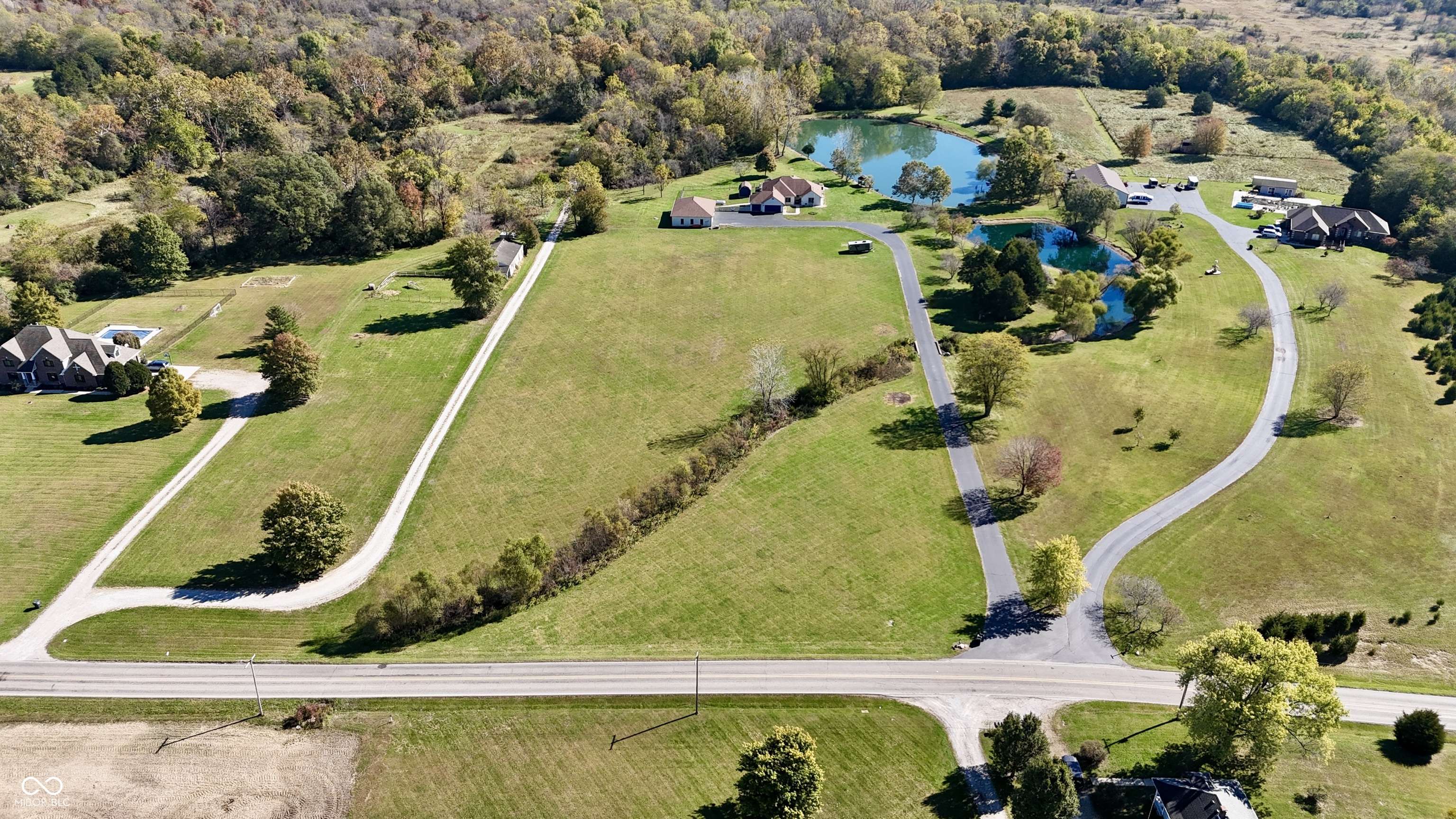 6861 S Nineveh RD, Trafalgar, IN 46181