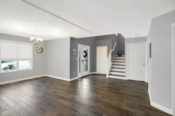 Columbus, IN 47201,2929 Cross Creek DR