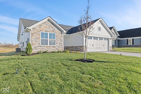 396 Charles Freer LN, Whiteland, IN 46184