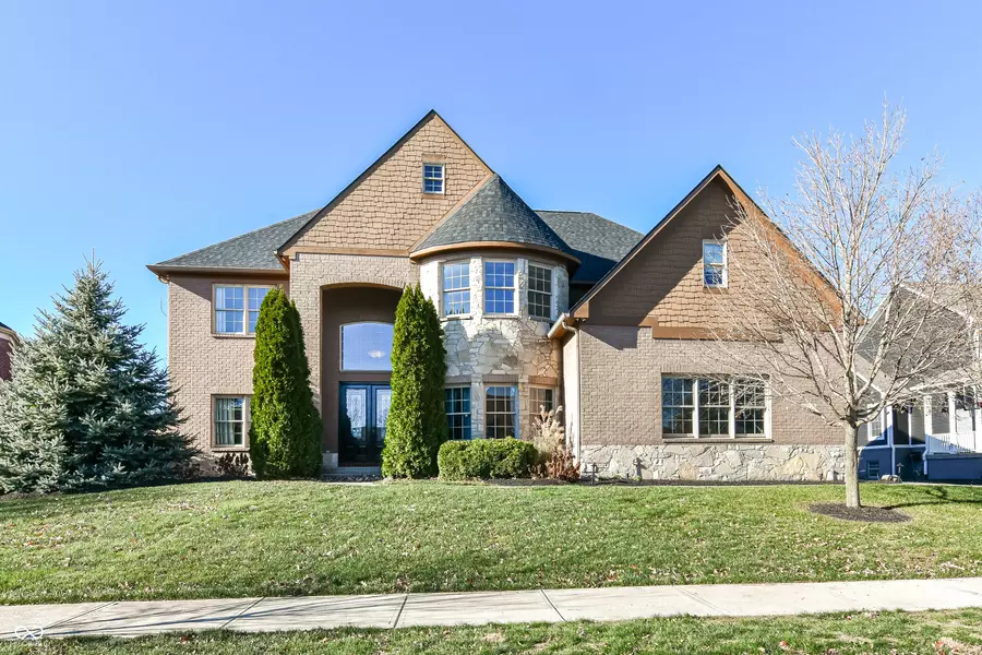 10258 Forest Meadow CIR, Fishers, IN 46040