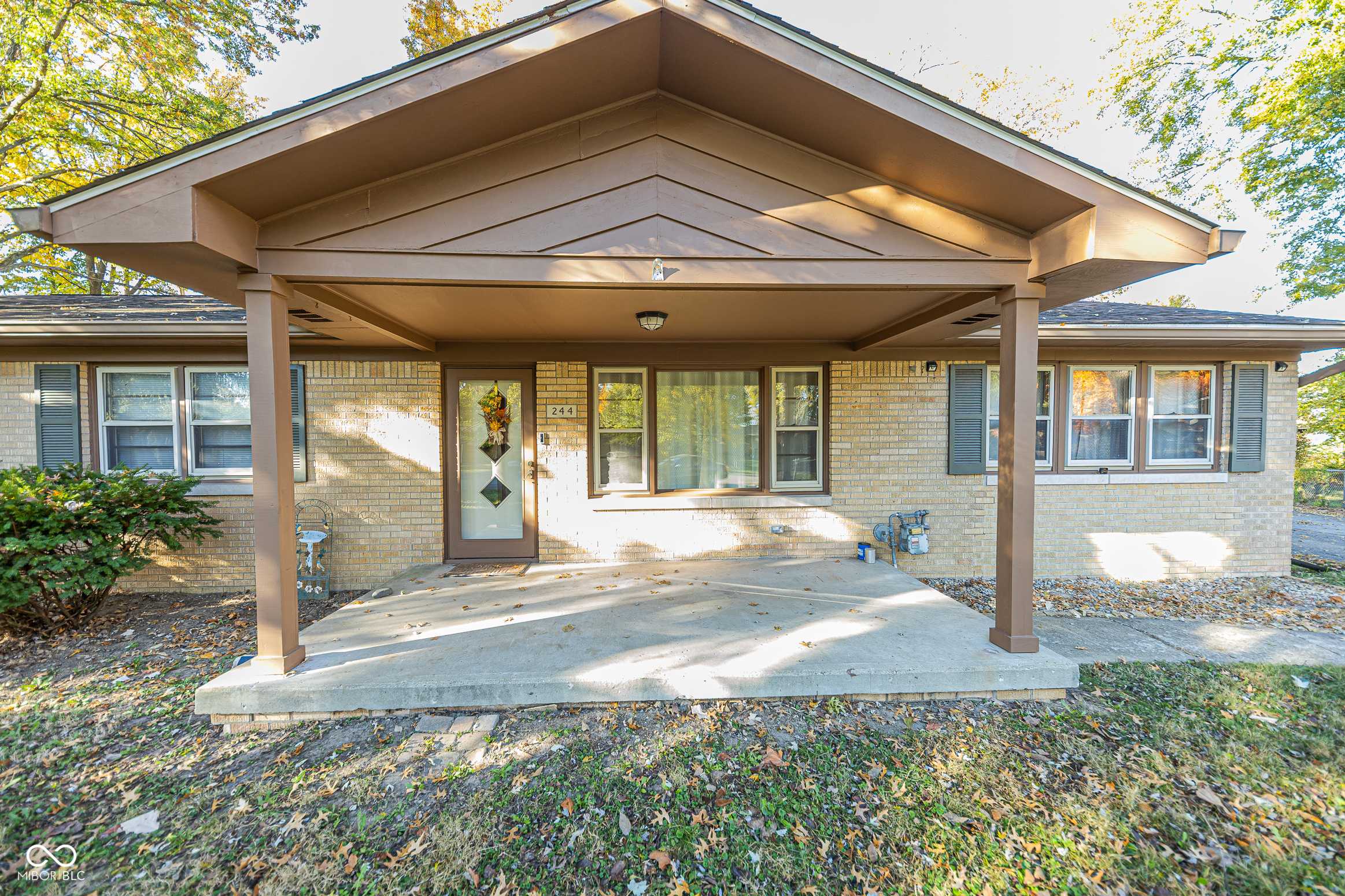 Indianapolis, IN 46214,244 Spring CT