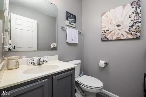 Indianapolis, IN 46256,8414 Hague RD #7