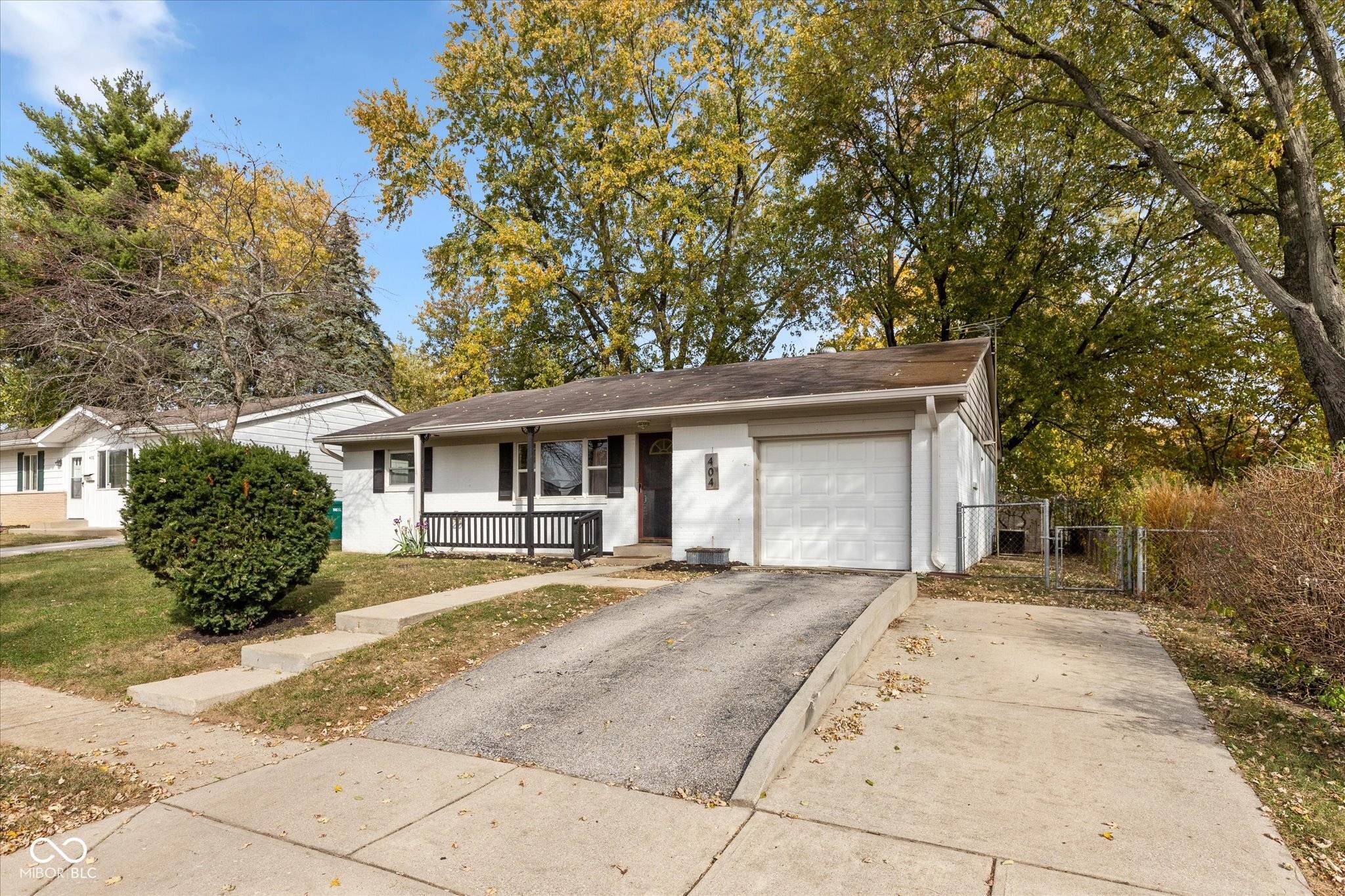 404 Hickory LN,  Plainfield,  IN 46168