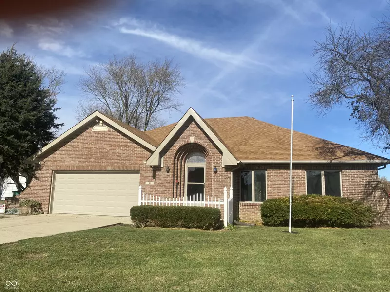 8 Jackson CT, Brownsburg, IN 46112