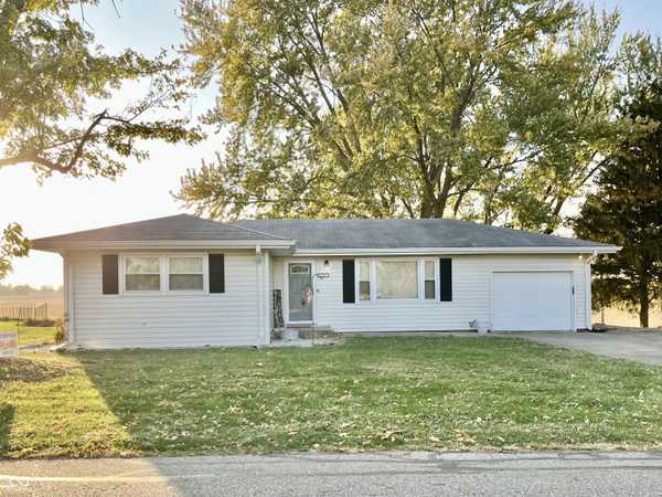 1211 N Spencer ST, Rushville, IN 46173