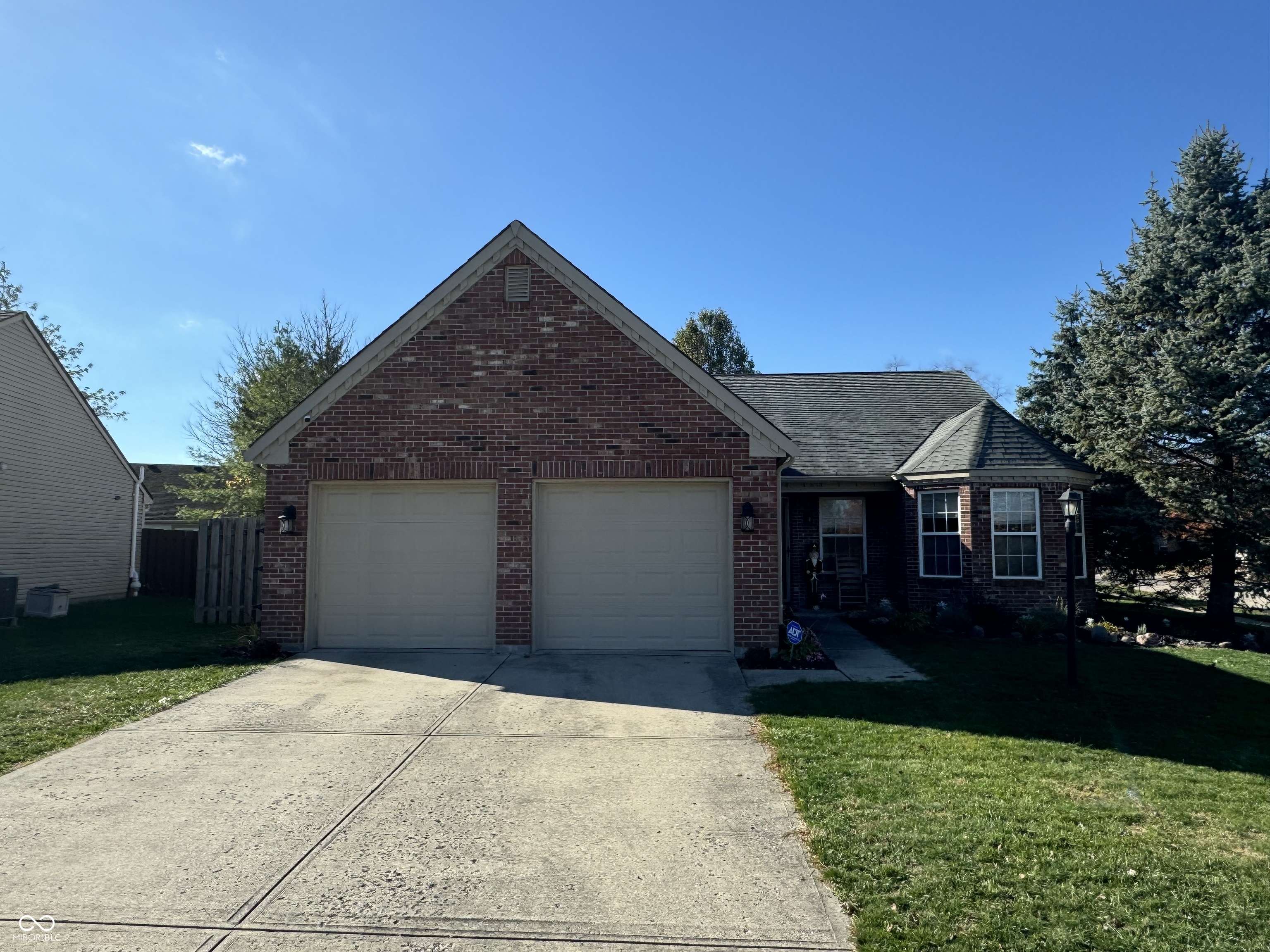 9530 Charter DR, Indianapolis, IN 46250