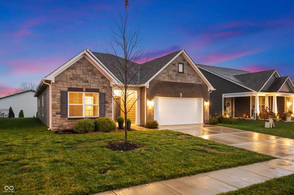 7226 Wooden Grange DR,  Indianapolis,  IN 46259