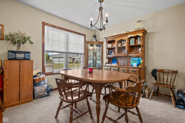 Indianapolis, IN 46259,7987 Meadow Bend CIR