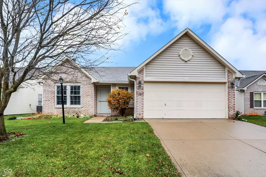 18937 Prairie Crossing DR, Noblesville, IN 46062