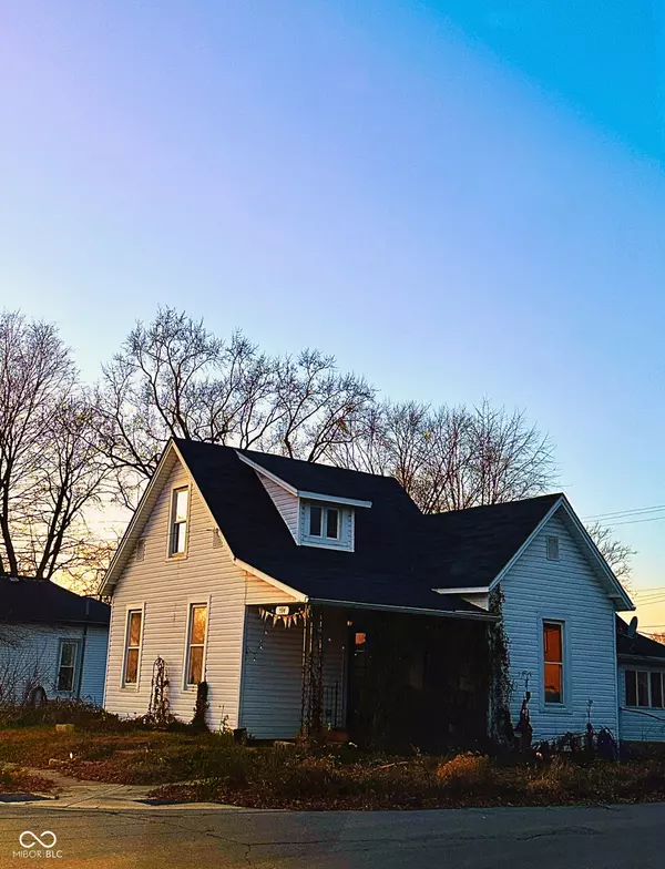 594 Hannibal ST, Noblesville, IN 46060