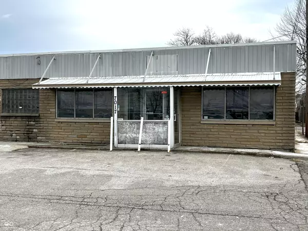 7017 Pendleton Pike, Indianapolis, IN 46226