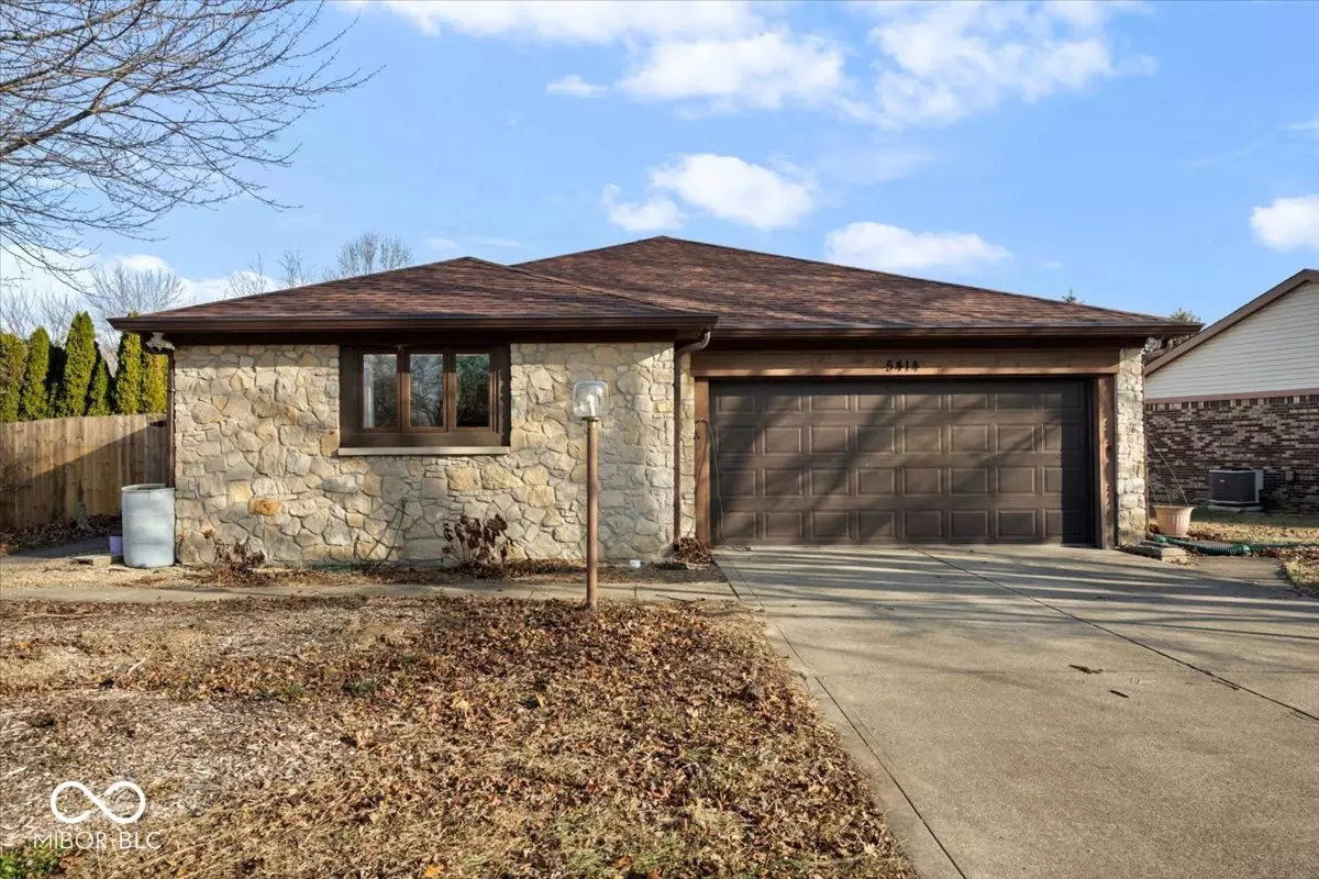 Indianapolis, IN 46221,5414 Honey Manor DR